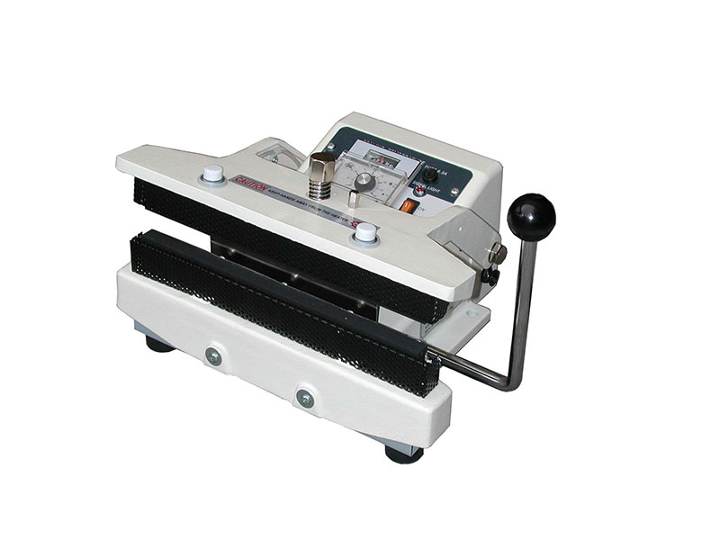 Hand-press type constant sealer